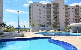 Lagoa Quente Flat Service